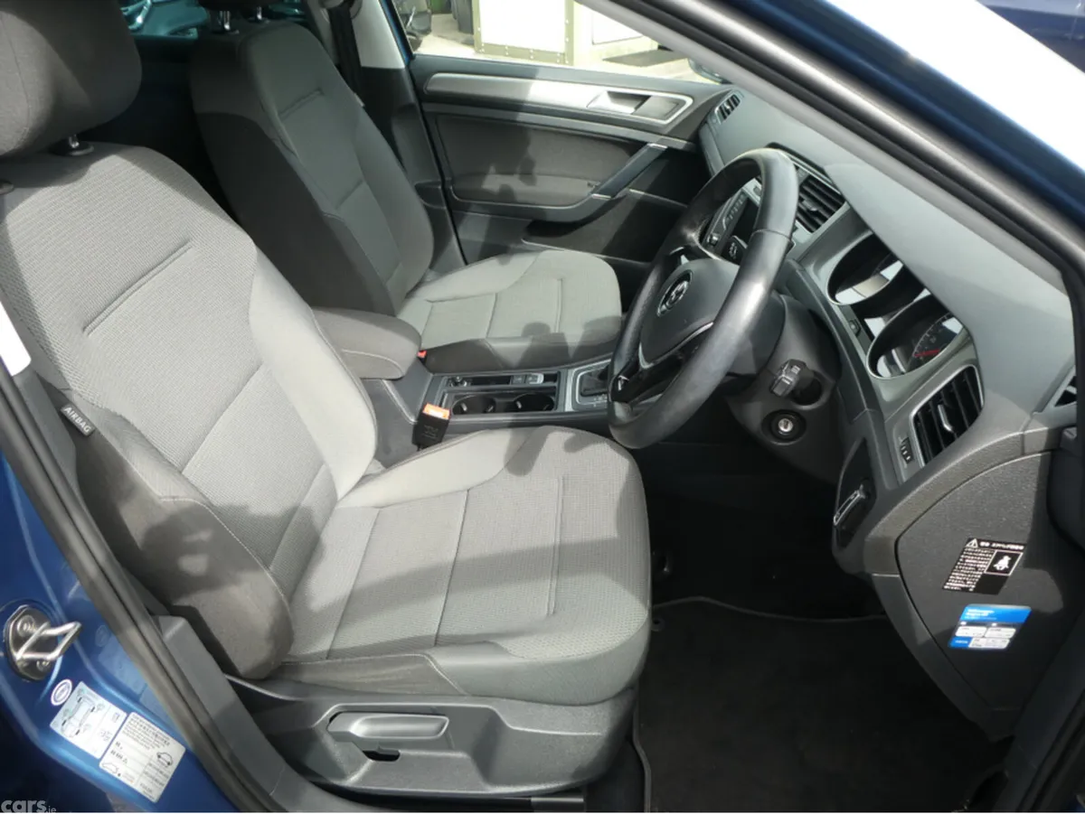 Volkswagen Golf Estate, Petrol, 2015, Blue