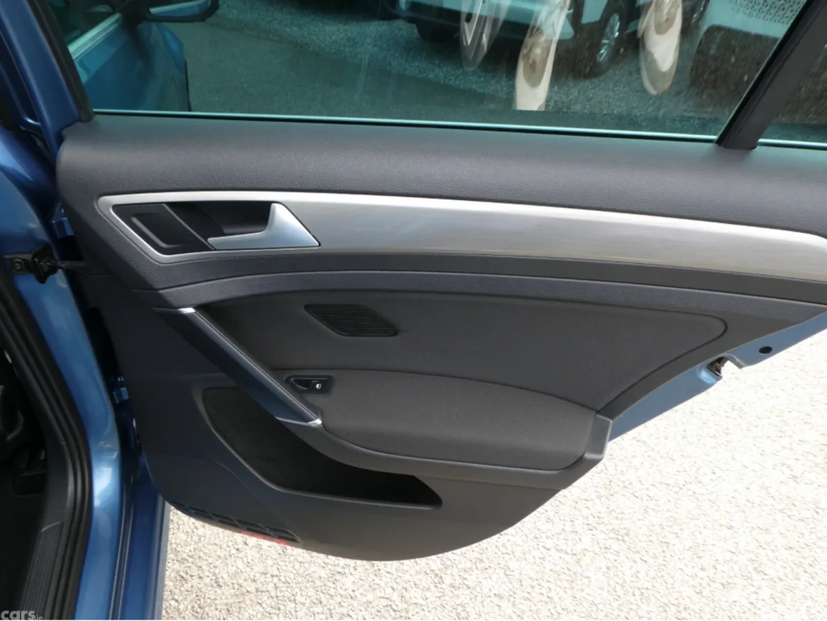 Volkswagen Golf Estate, Petrol, 2015, Blue