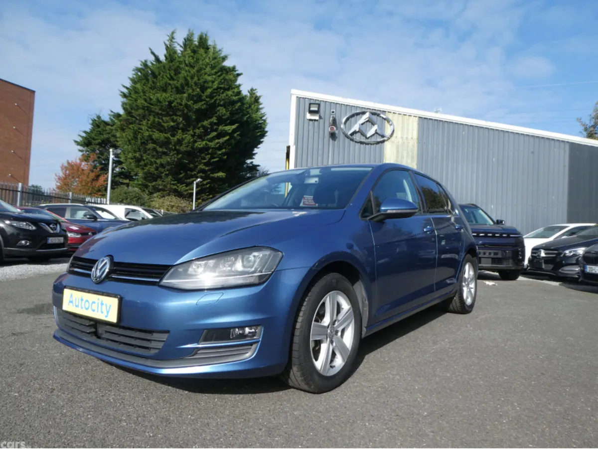 Volkswagen Golf Hatchback, Petrol, 2015, Blue