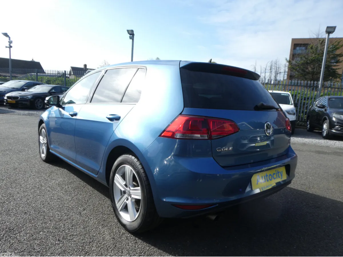 Volkswagen Golf Hatchback, Petrol, 2015, Blue