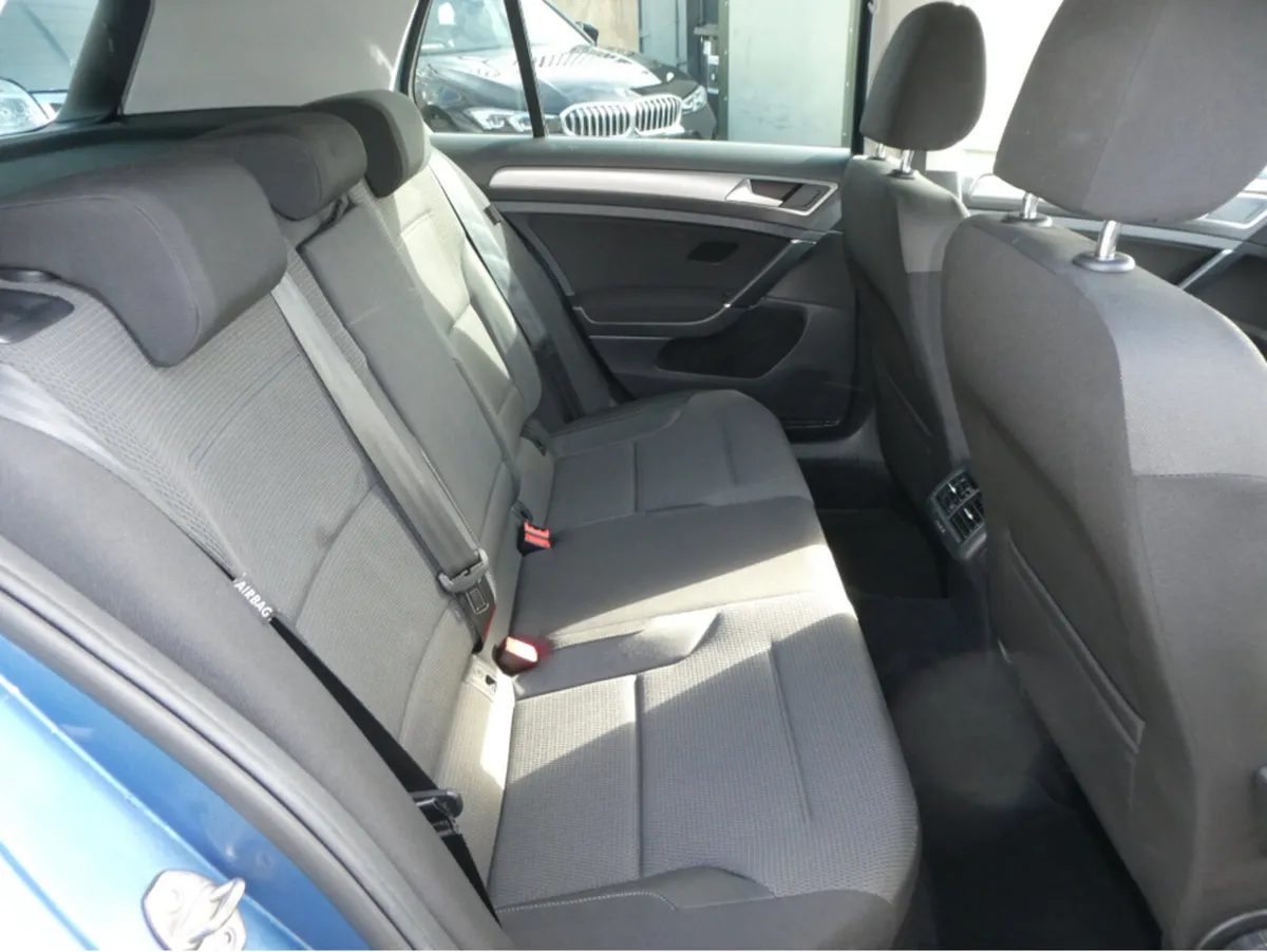 Volkswagen Golf Hatchback, Petrol, 2015, Blue