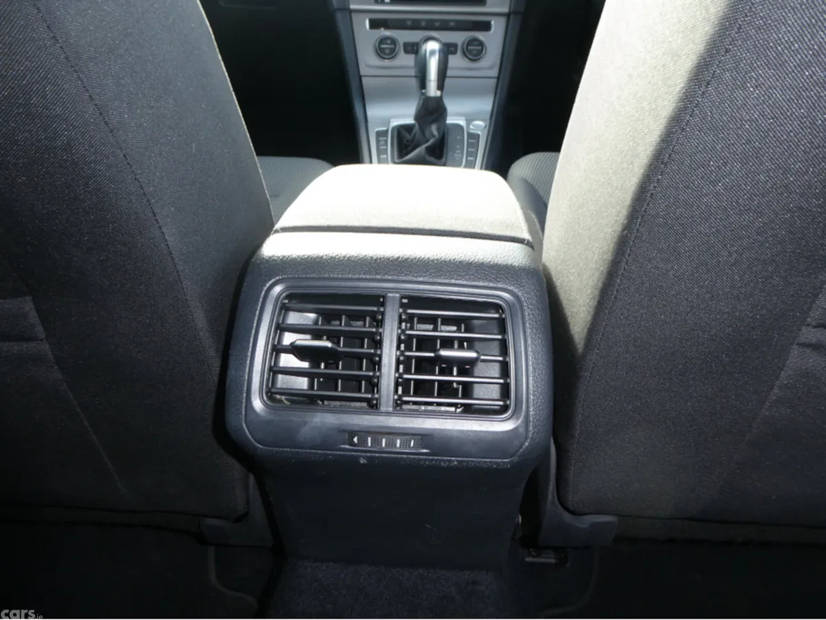 Volkswagen Golf Hatchback, Petrol, 2015, Blue