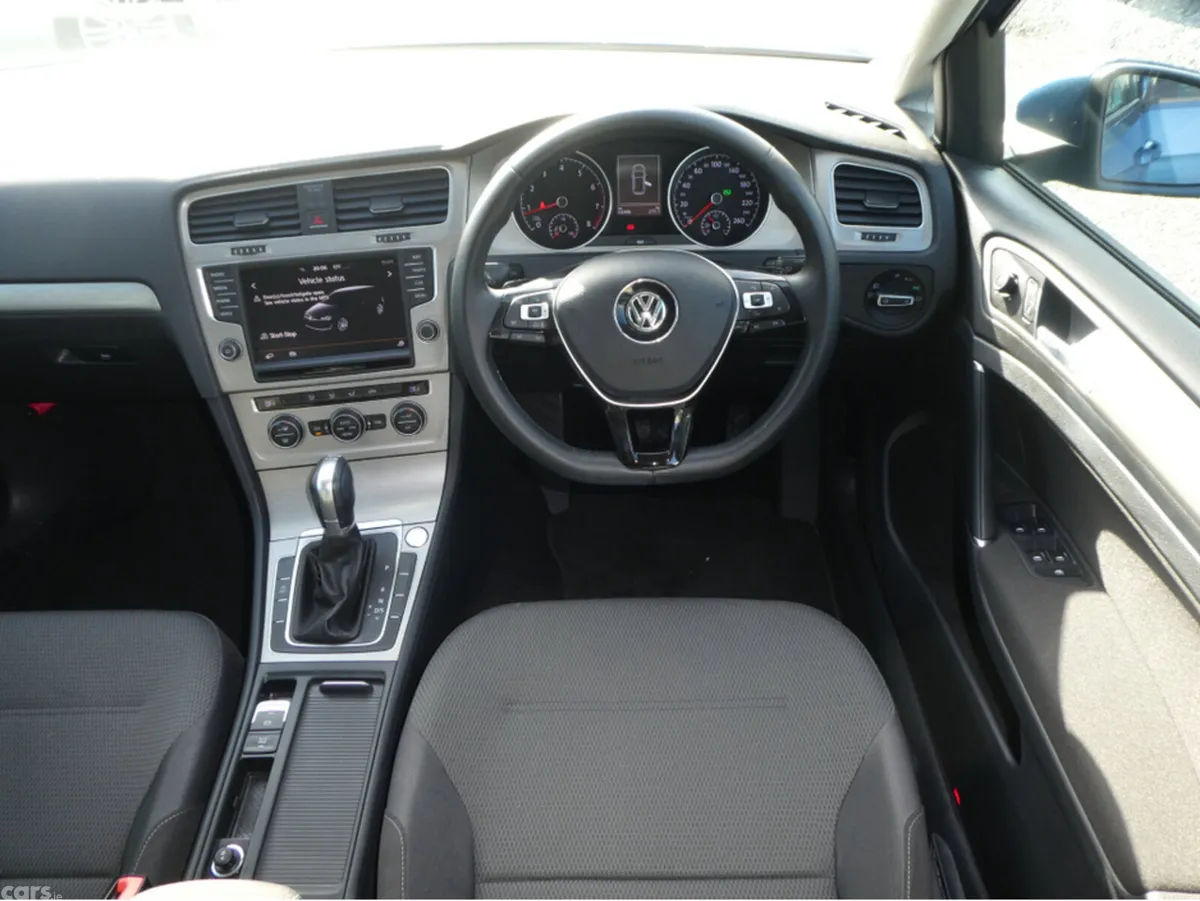 Volkswagen Golf Hatchback, Petrol, 2015, Blue