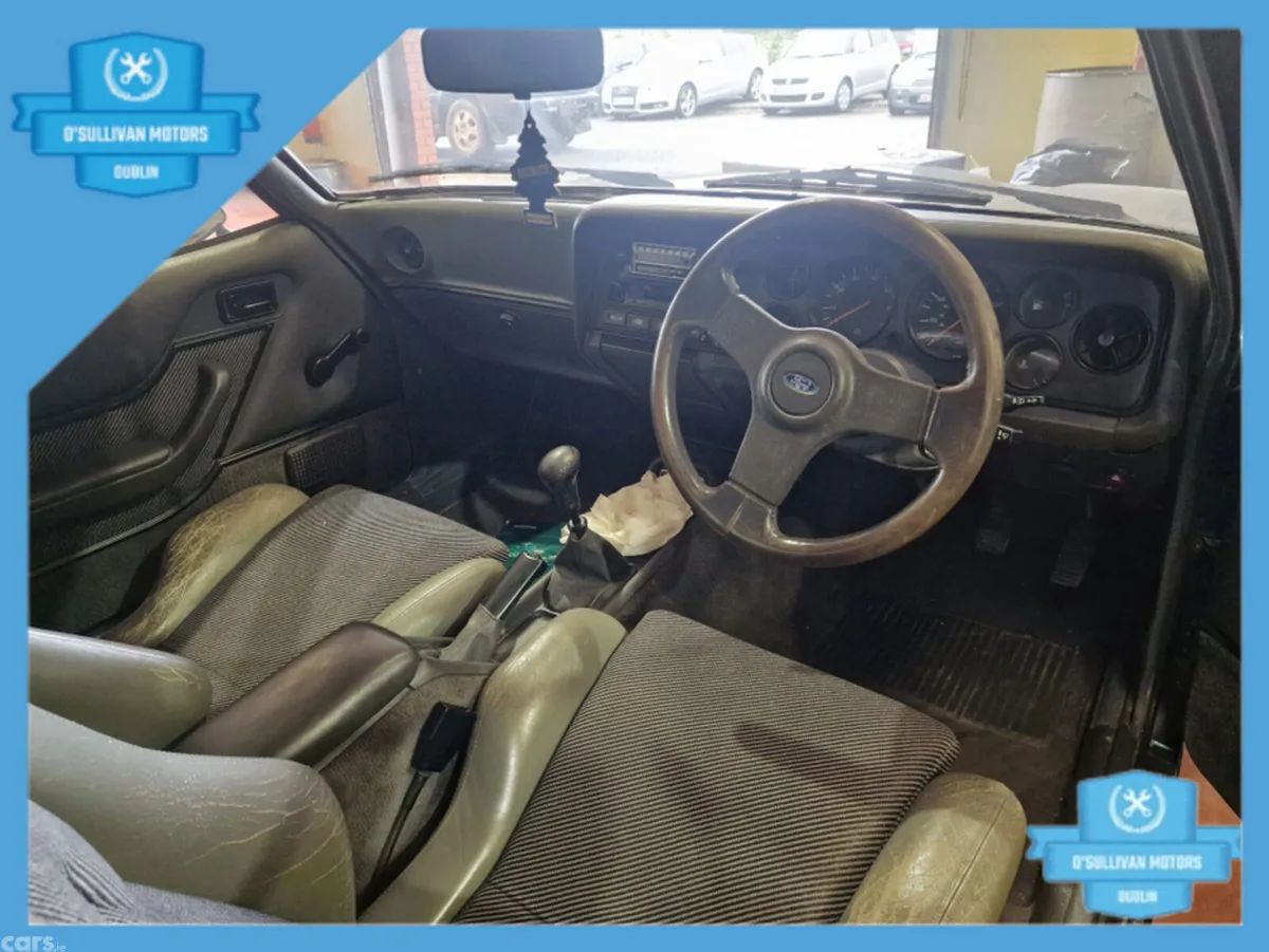 Ford Capri Hatchback, Petrol, 1987, Blue