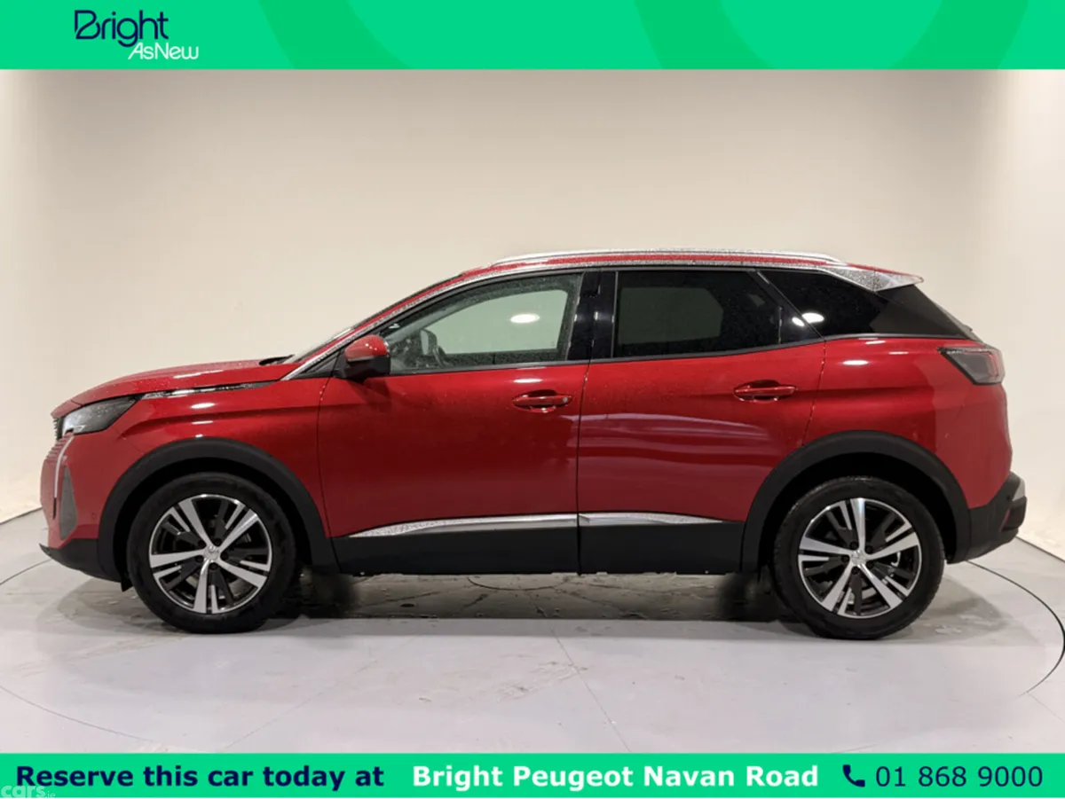 Peugeot 3008 MPV, Petrol, 2021, Red