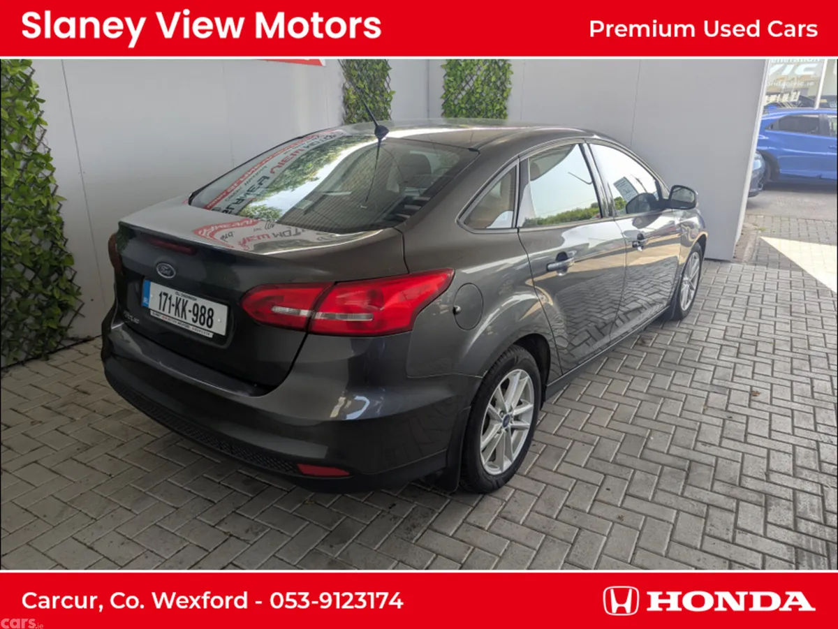 Ford Focus Saloon, Diesel, 2017, Grey
