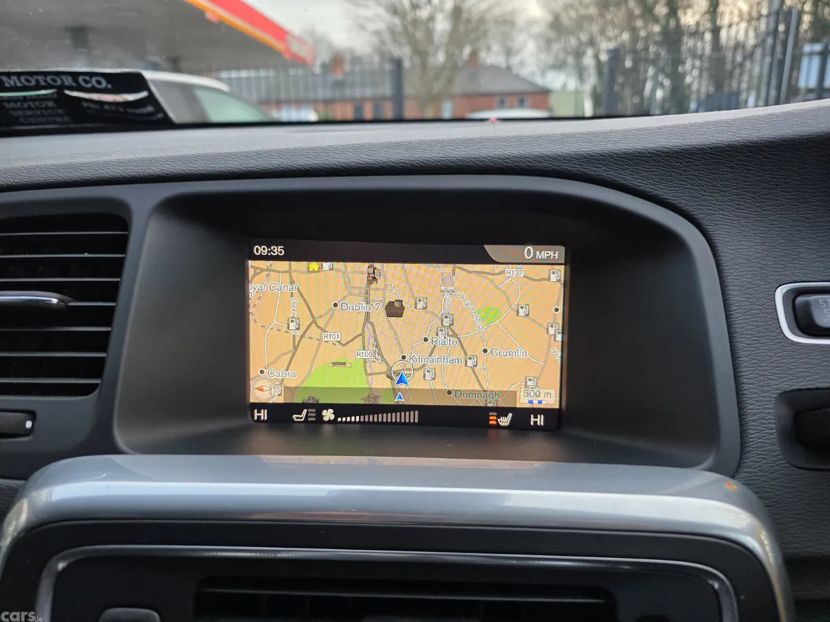 Volvo V60 Estate, Diesel Plug-in Hybrid, 2017, Blue