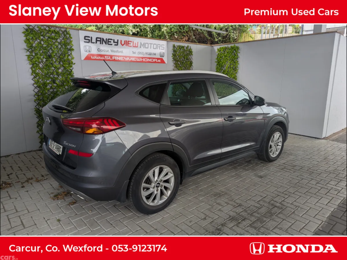 Hyundai Tucson MPV, Diesel, 2019, Grey