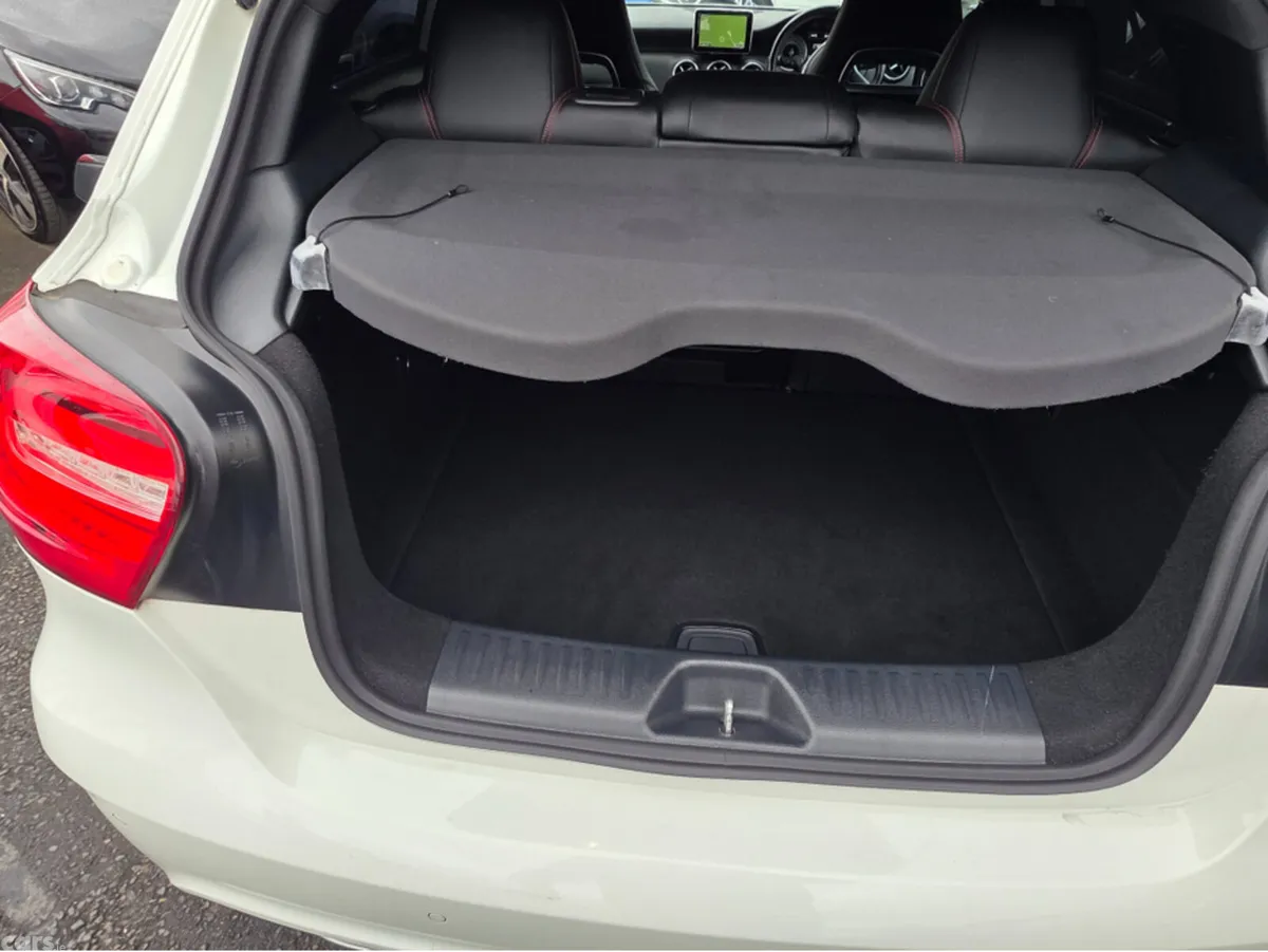 Mercedes-Benz A-Class Hatchback, Petrol, 2014, White