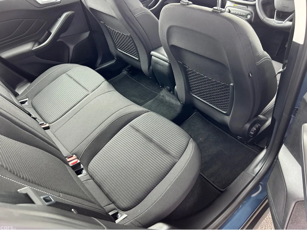 Ford Focus Estate, Petrol, 2023, Blue