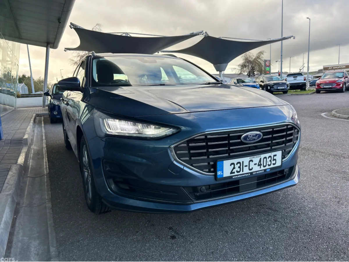 Ford Focus Estate, Petrol, 2023, Blue