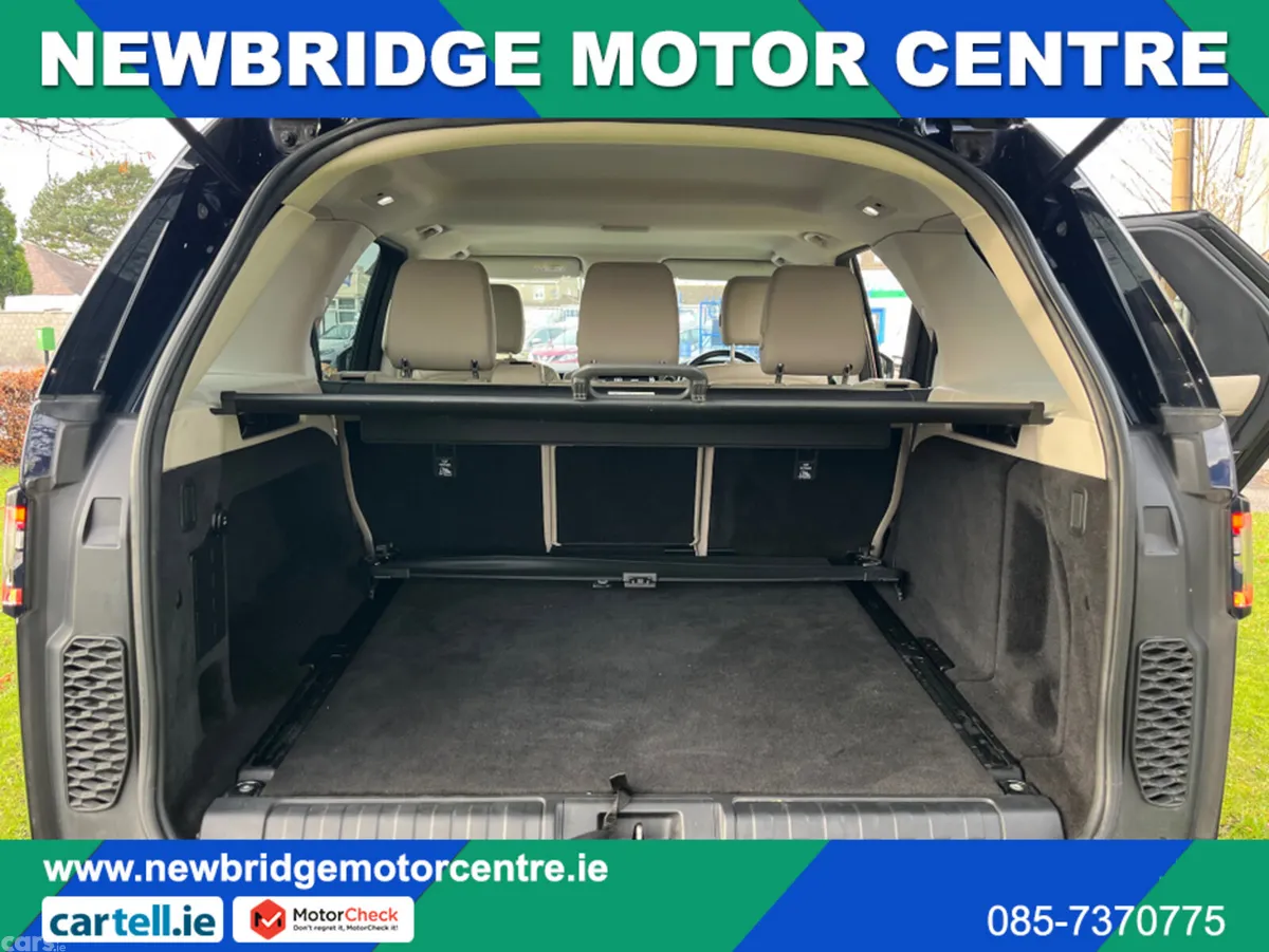 Land Rover Discovery SUV, Diesel, 2018, Blue