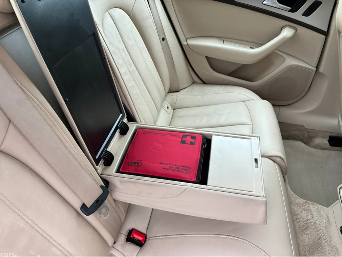 Audi A6 Saloon, Diesel, 2017, Blue