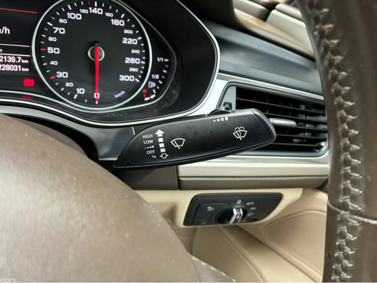 Audi A6 Saloon, Diesel, 2017, Blue