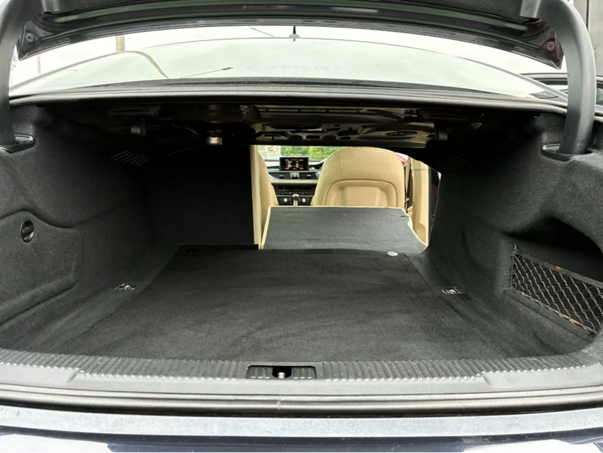 Audi A6 Saloon, Diesel, 2017, Blue