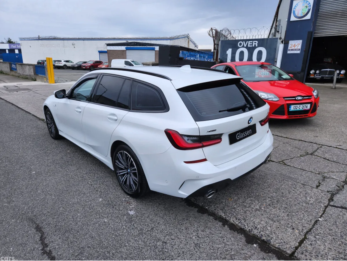 BMW 3-Series Estate, Petrol Plug-in Hybrid, 2021, White