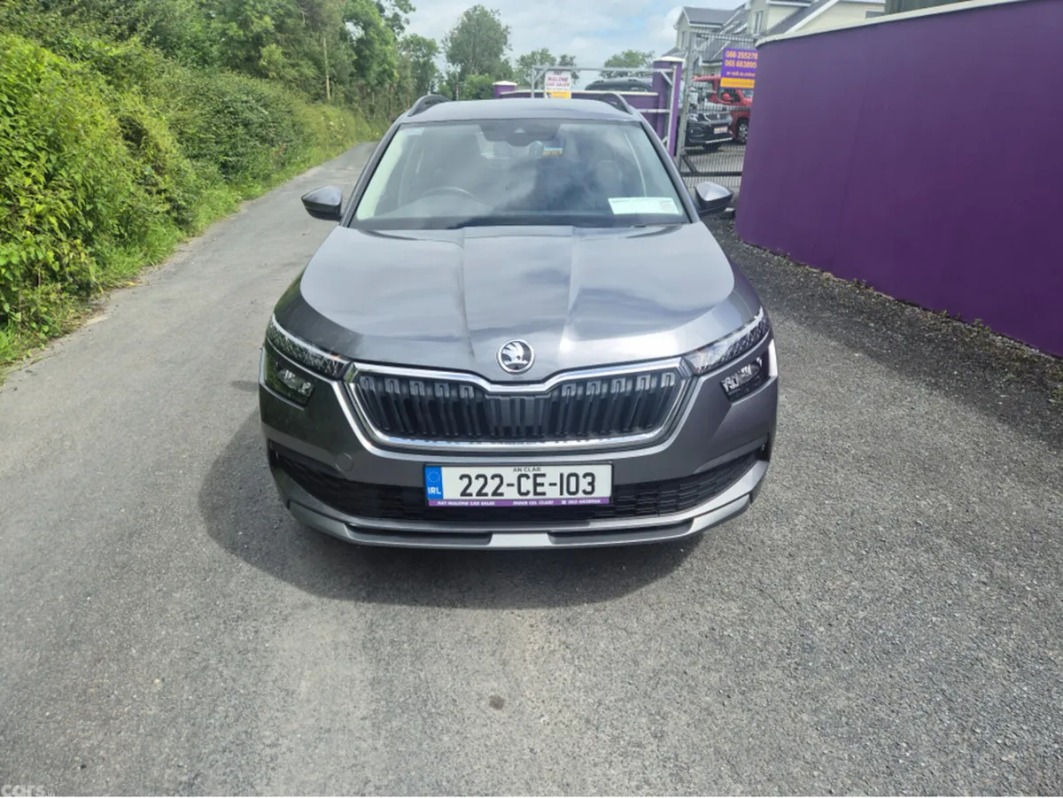 Skoda Kamiq Hatchback, Petrol, 2022, Grey