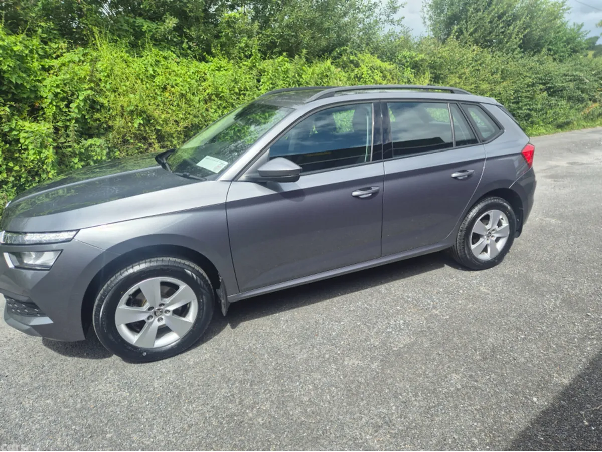 Skoda Kamiq Hatchback, Petrol, 2022, Grey