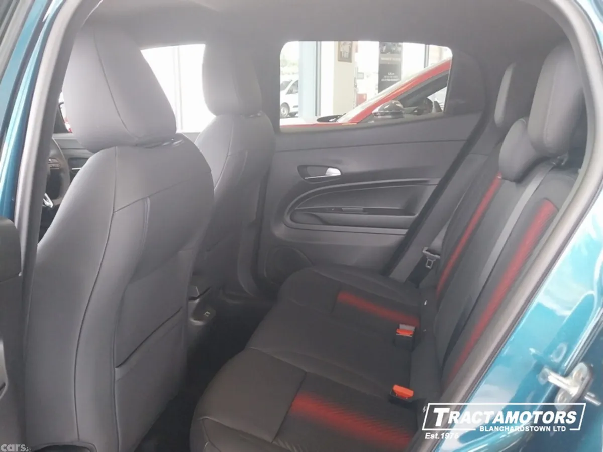 Alfa Romeo Junior Hatchback, Petrol Hybrid, 2026, Blue