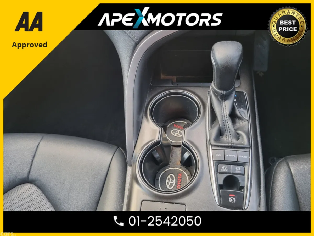 Toyota Camry Saloon, Petrol Hybrid, 2022, Silver