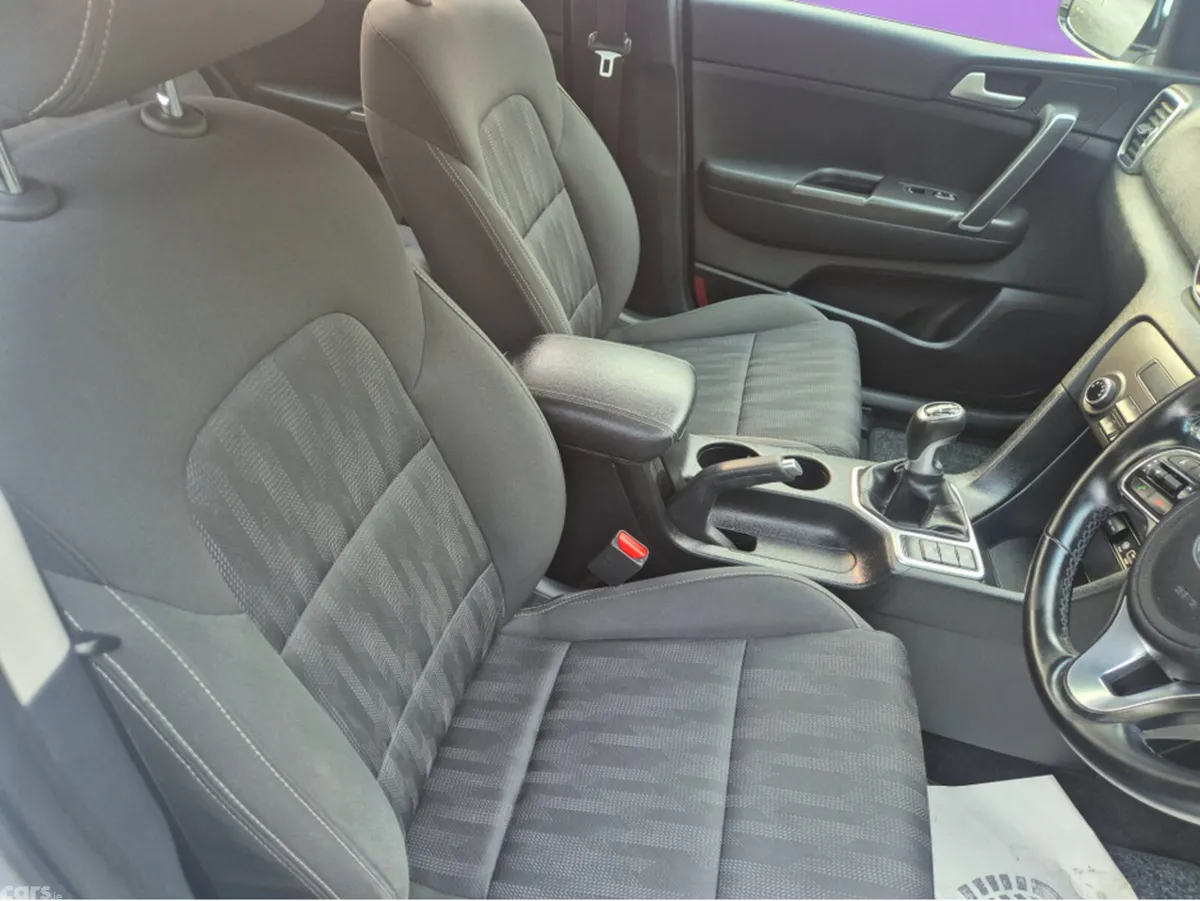 Kia Sportage MPV, Diesel, 2018, White