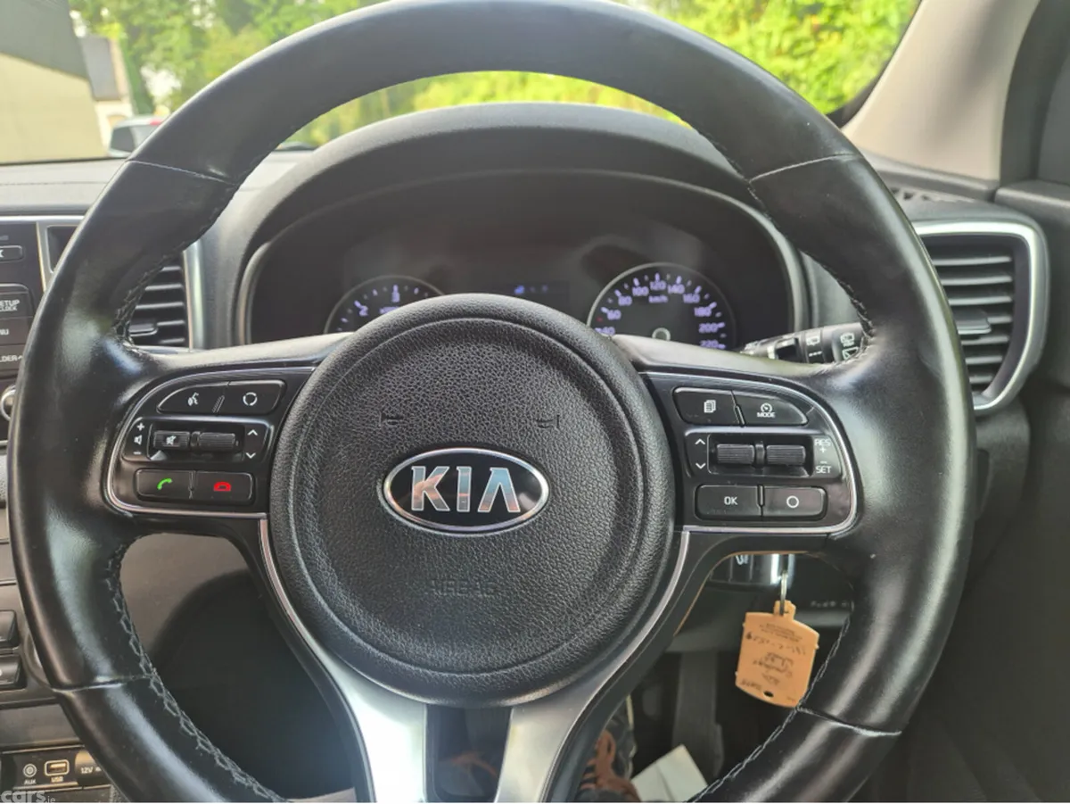 Kia Sportage MPV, Diesel, 2018, White