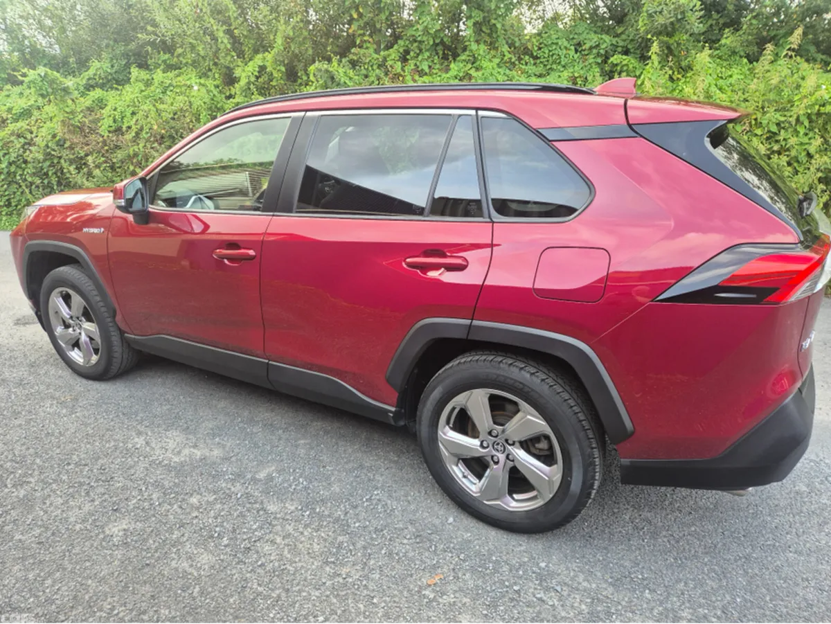 Toyota RAV4 Estate, Petrol Hybrid, 2021, Red