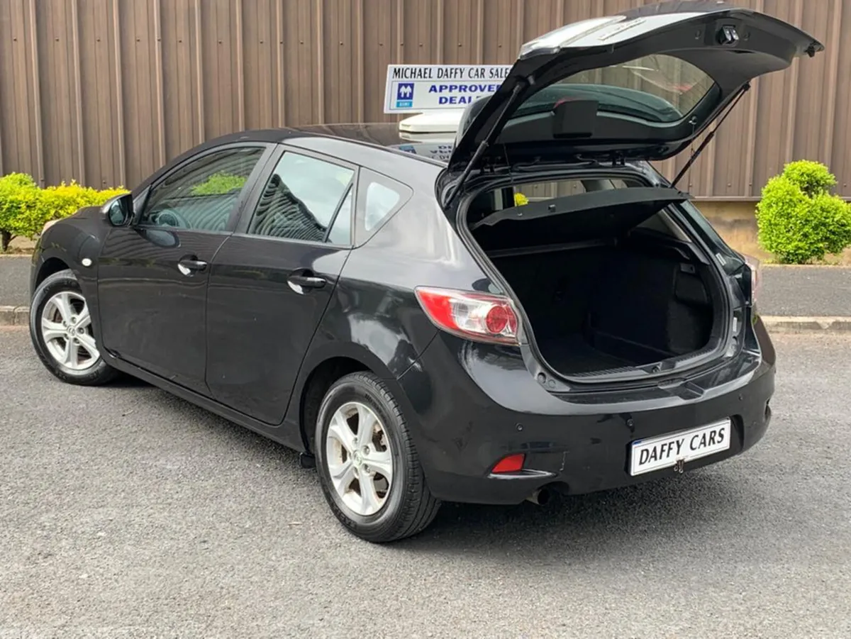 Mazda Mazda3 Hatchback, Diesel, 2012, Black