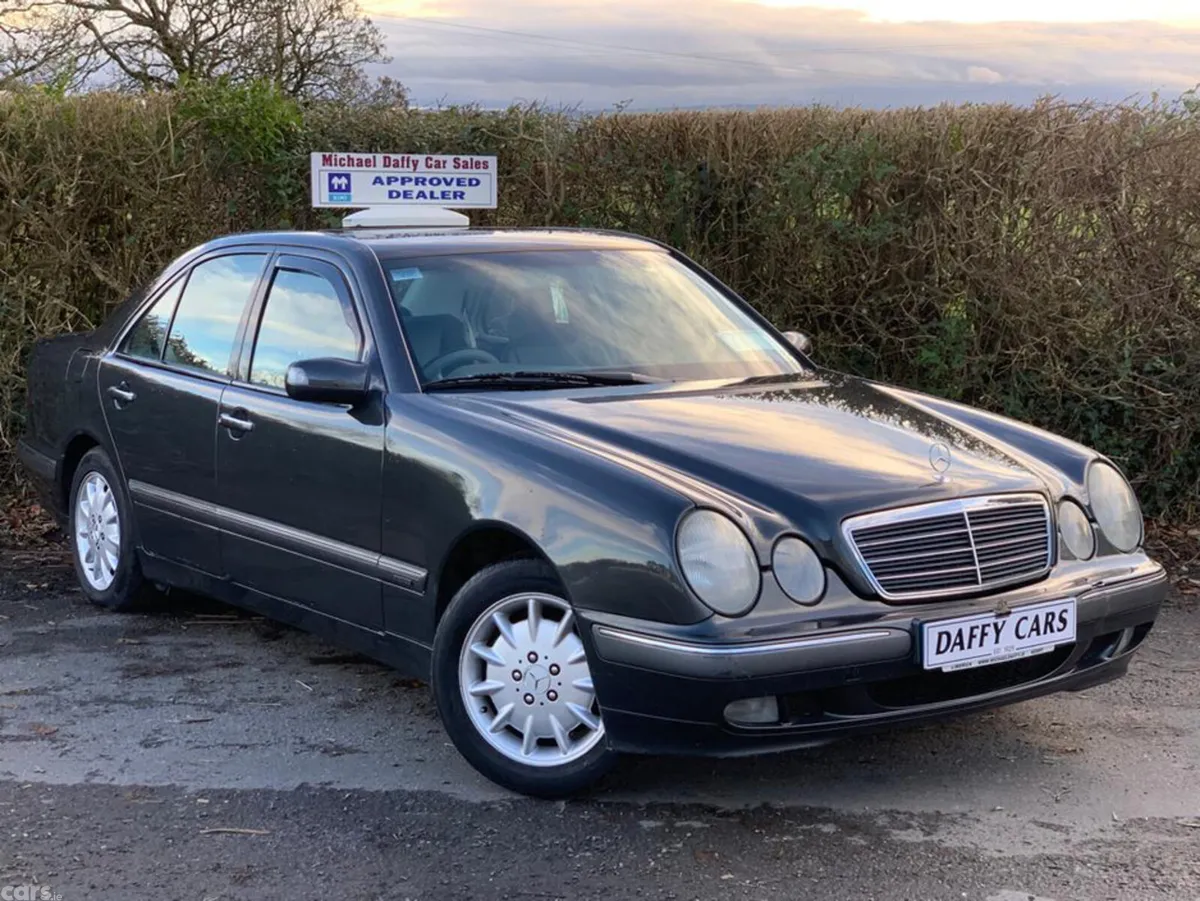 Mercedes-Benz E-Class Saloon, Petrol, 2000, Grey