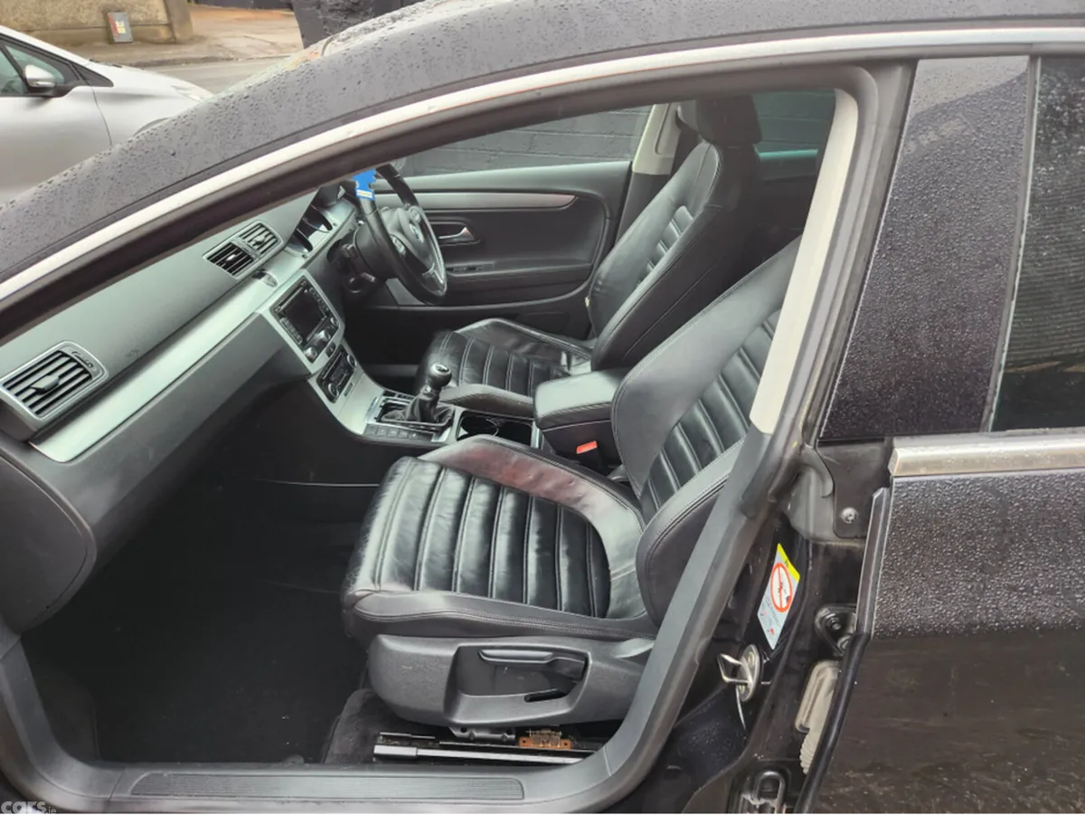 Volkswagen Passat Coupe, Diesel, 2011, Black