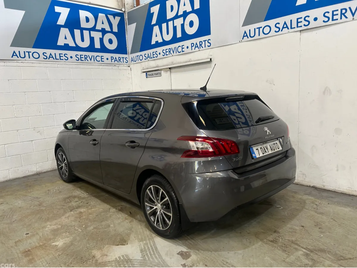 Peugeot 308 Hatchback, Diesel, 2017, Grey