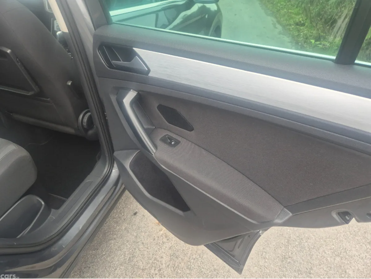 Volkswagen Tiguan Estate, Diesel, 2020, Grey