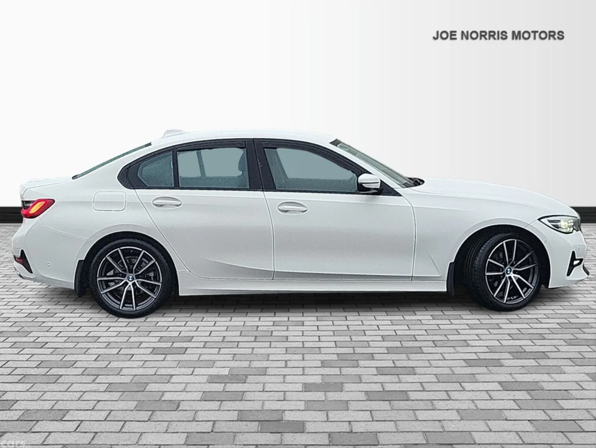 BMW 3-Series Saloon, Diesel, 2019, White