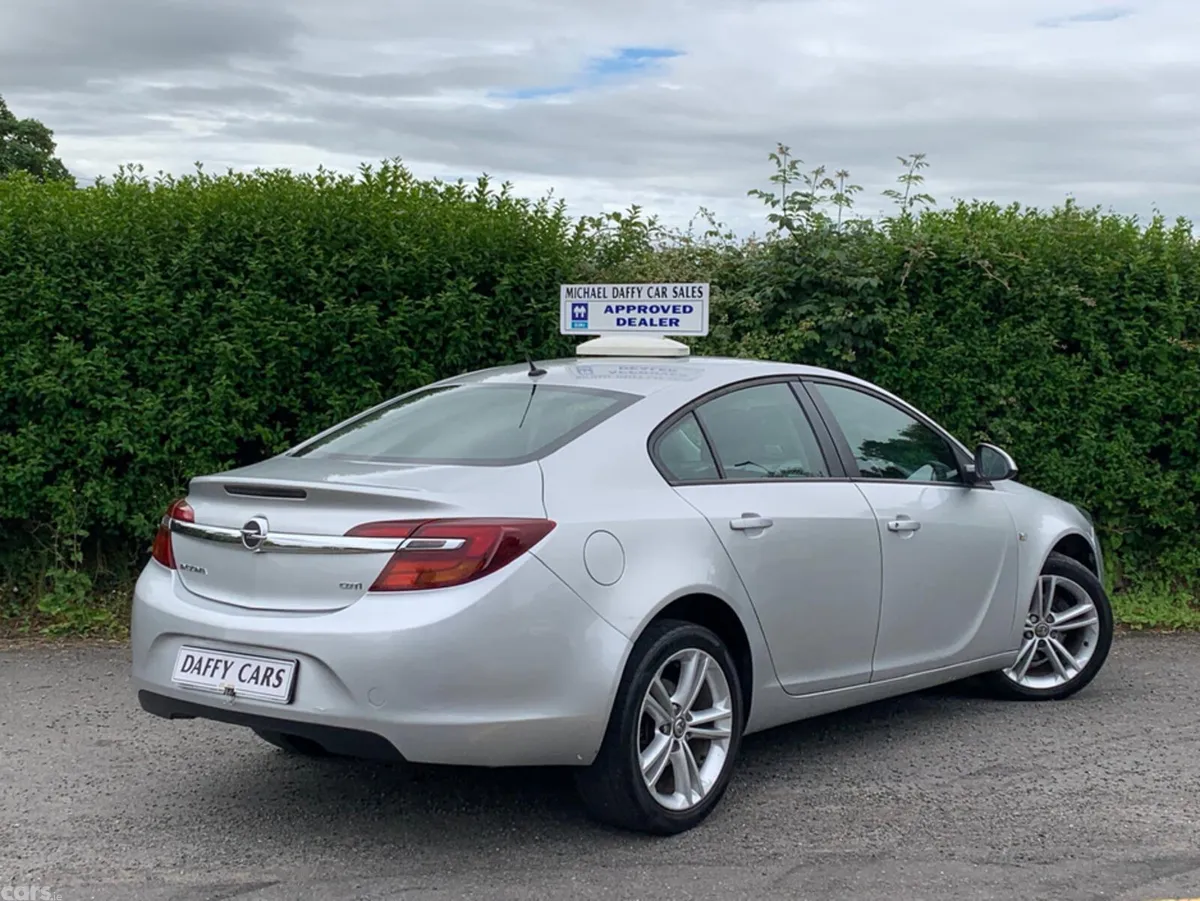 Opel Insignia Saloon, Diesel, 2014, Silver
