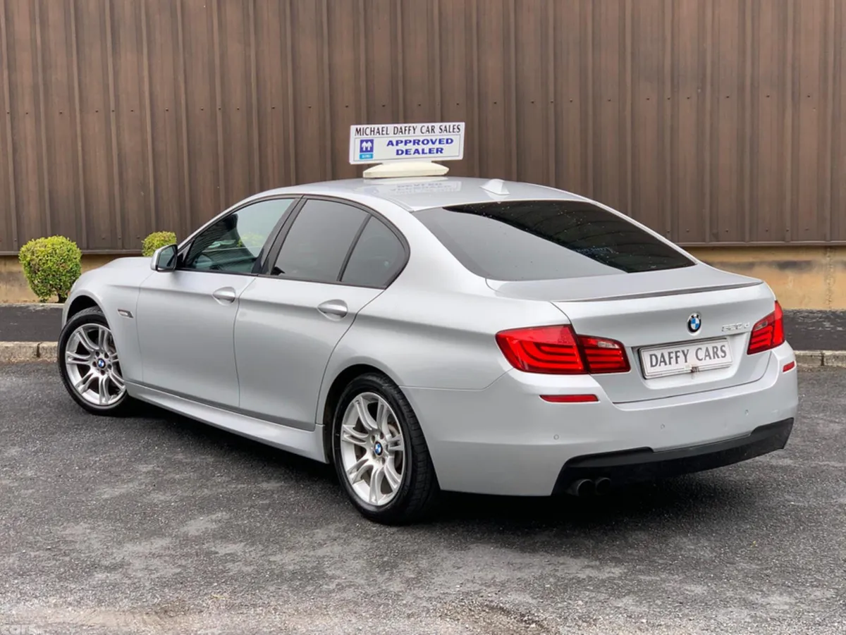 BMW M5 Saloon, Diesel, 2011, Silver