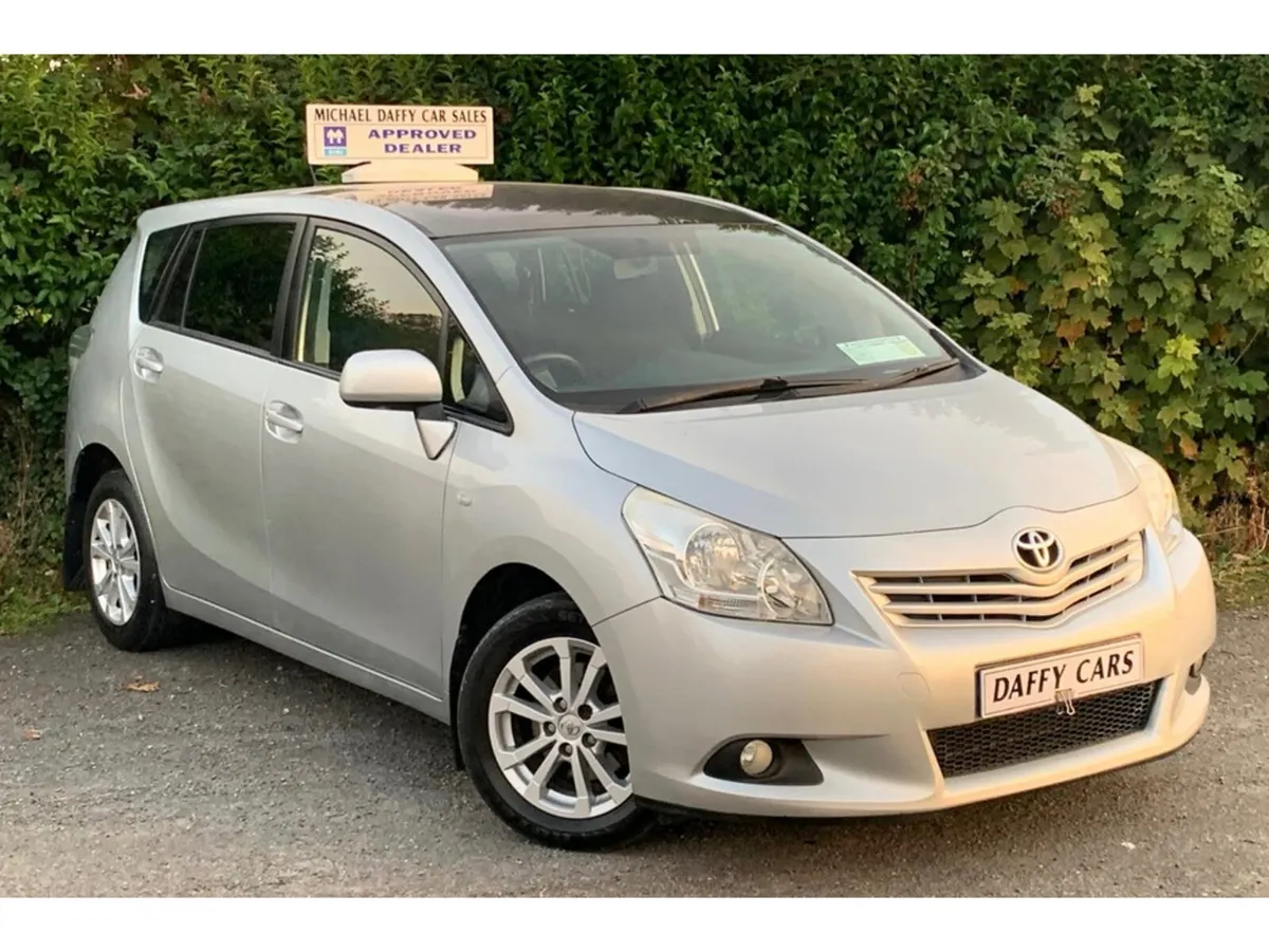 Toyota Verso MPV, Diesel, 2011, Silver