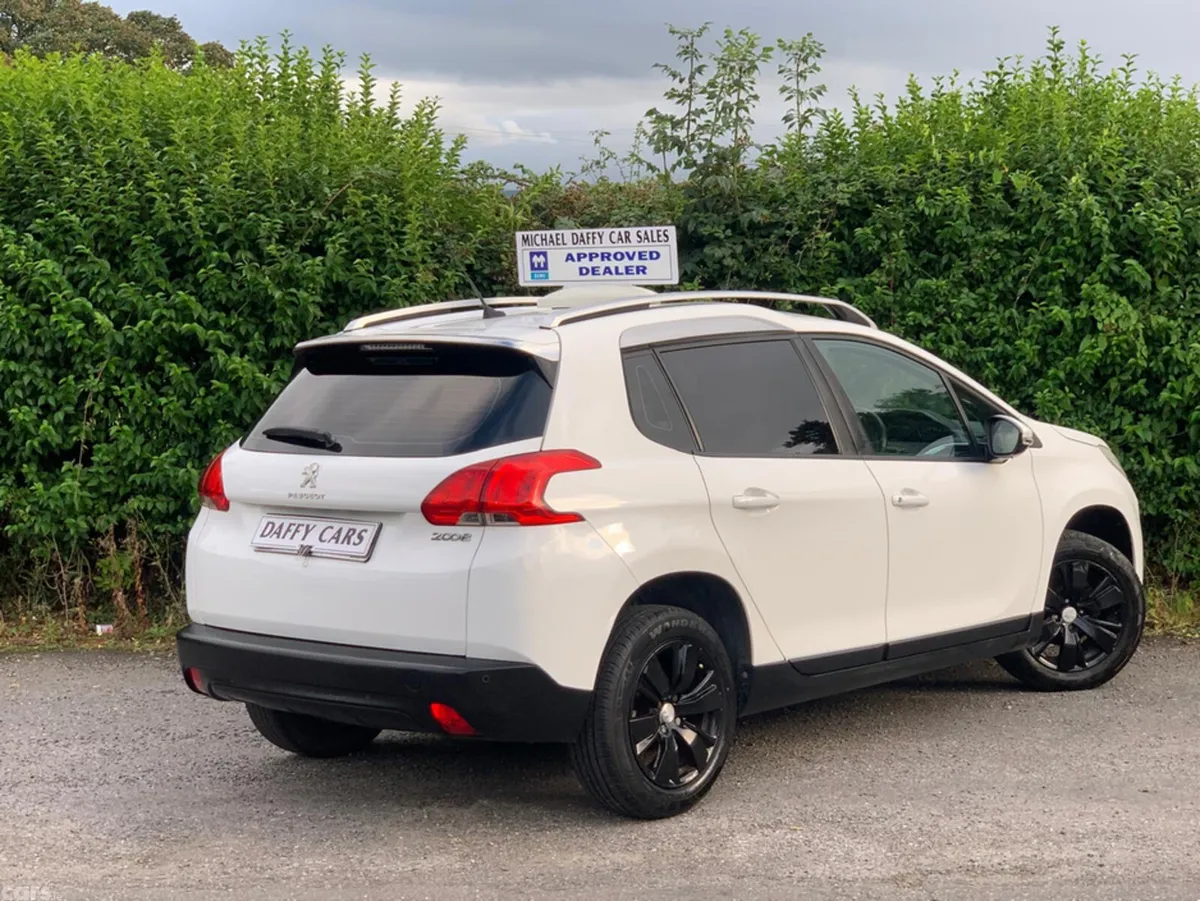 Peugeot 2008 Hatchback, Diesel, 2015, White
