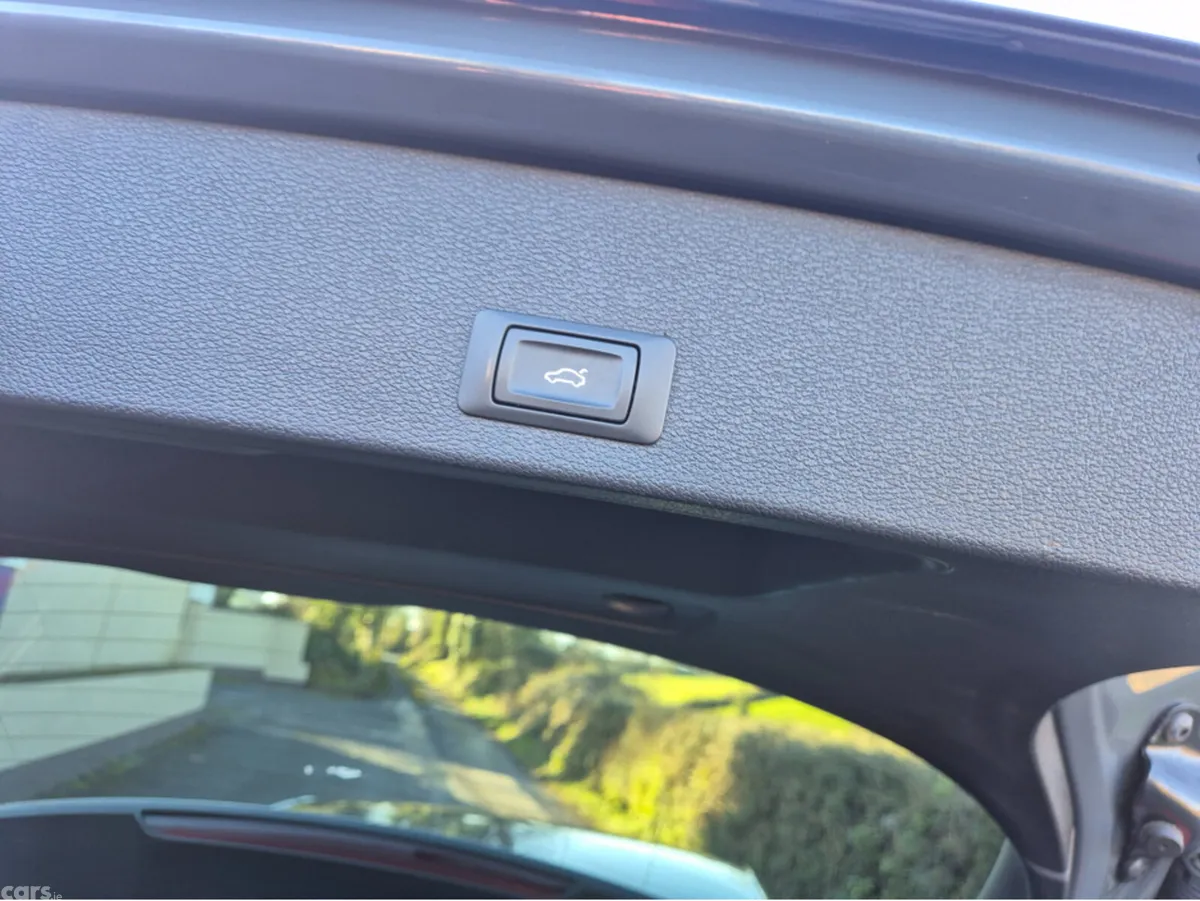 Audi Q2 Estate, Diesel, 2020, Grey