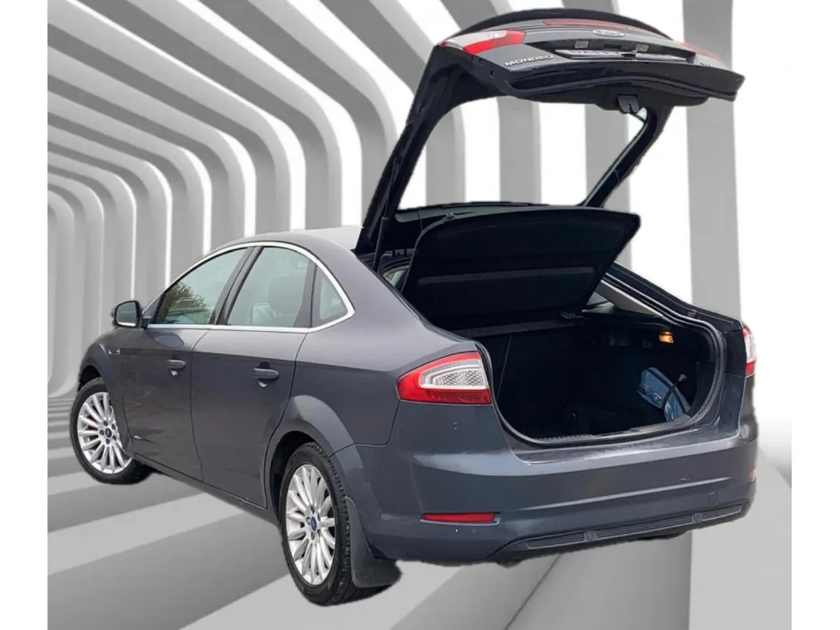 Ford Mondeo Hatchback, Diesel, 2014, Blue
