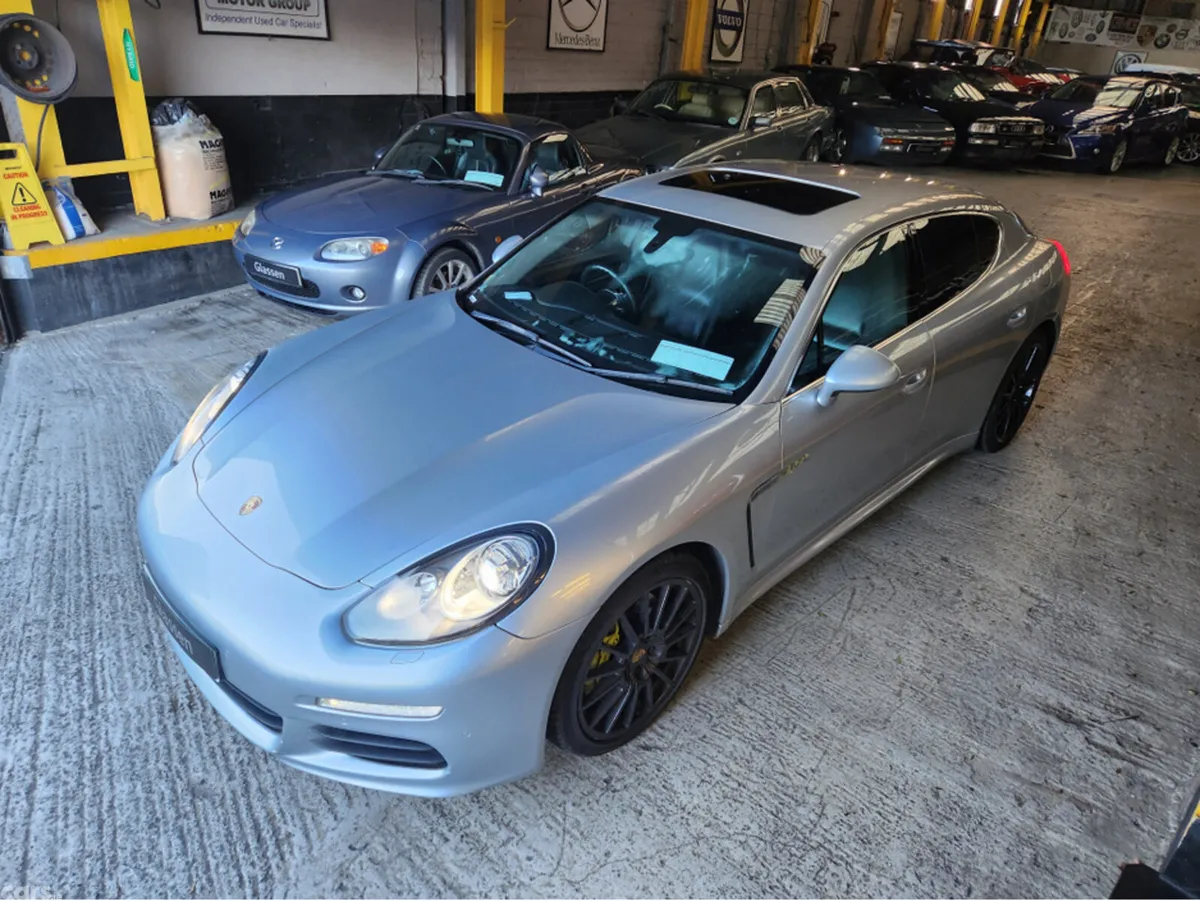 Porsche Panamera Hatchback, Petrol Plug-in Hybrid, 2013, Silver