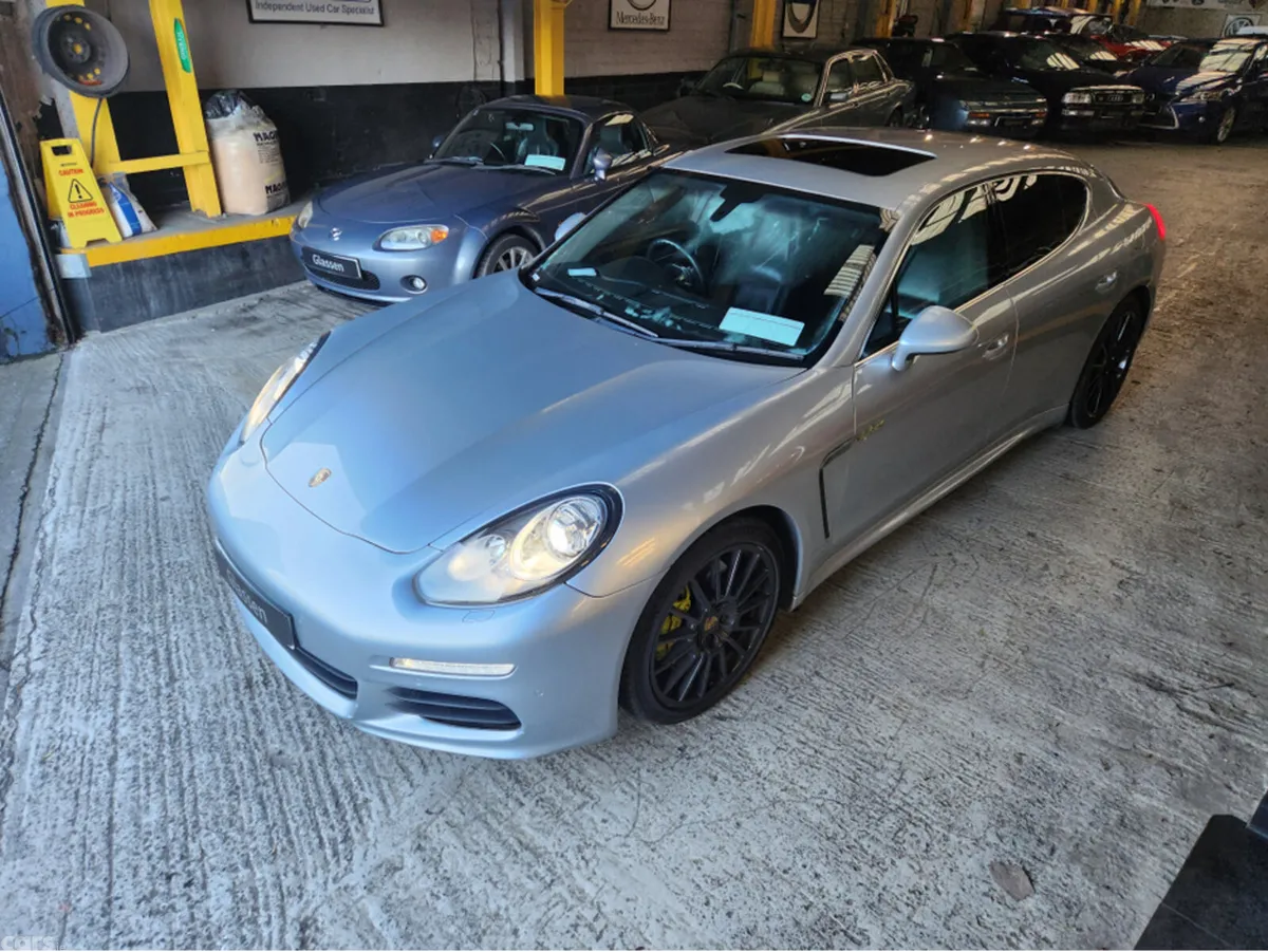 Porsche Panamera Hatchback, Petrol Plug-in Hybrid, 2013, Silver