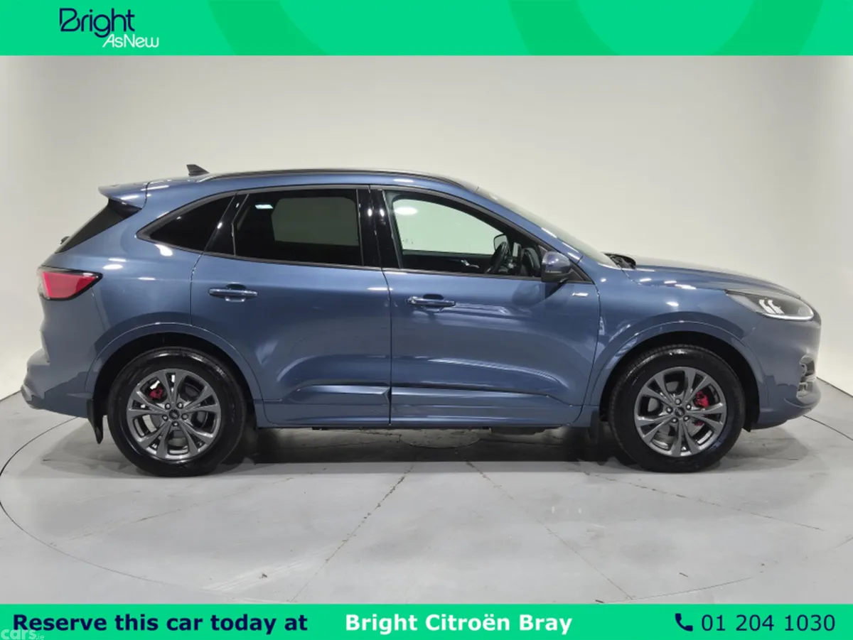 Ford Kuga MPV, Petrol Plug-in Hybrid, 2023, Blue