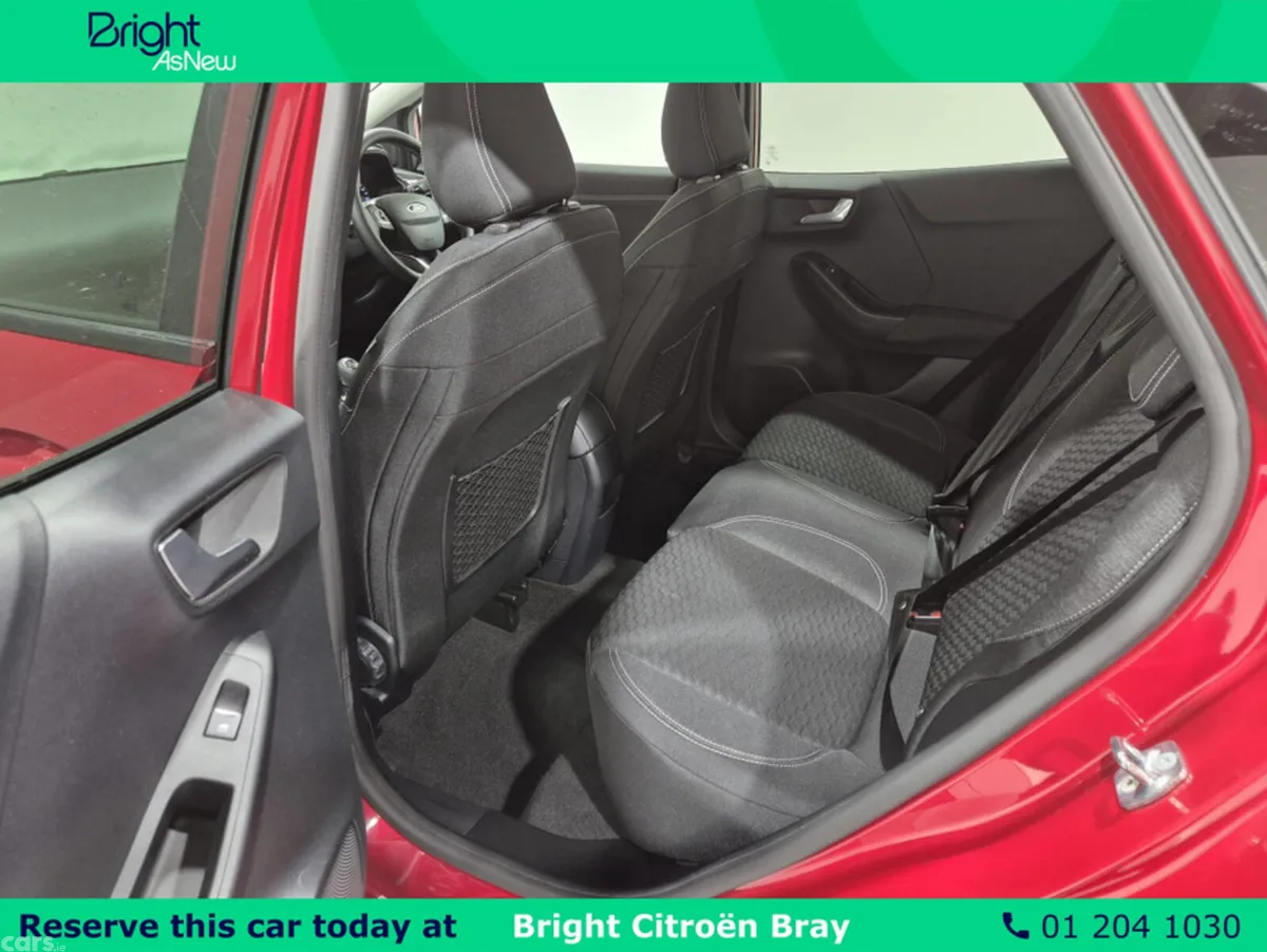 Ford Puma MPV, Petrol Hybrid, 2022, Red