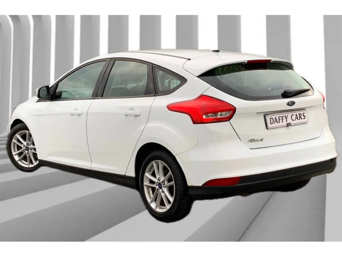 Ford Focus Hatchback, Diesel, 2016, White