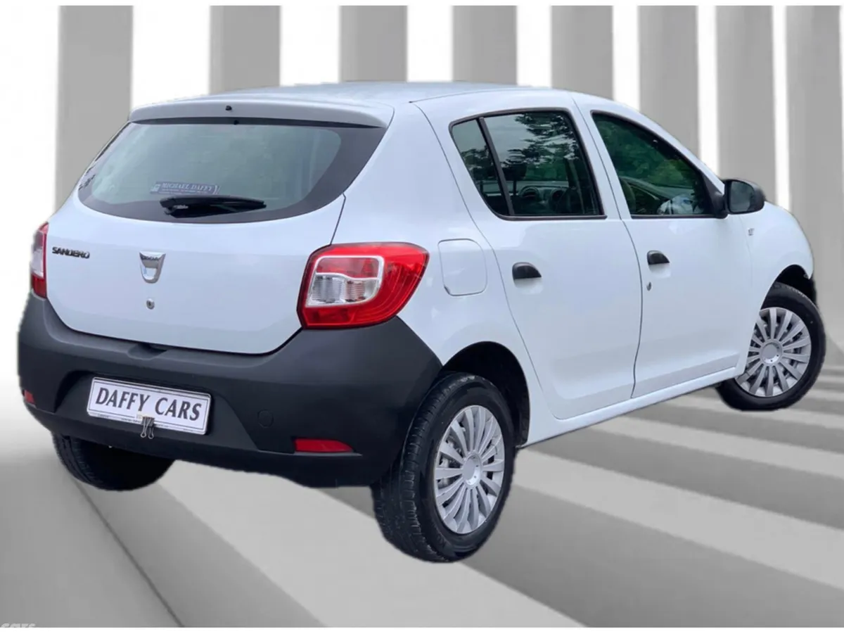 Dacia Sandero Hatchback, Petrol, 2013, White