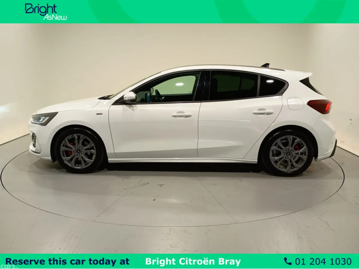 Ford Focus Hatchback, Diesel, 2024, White