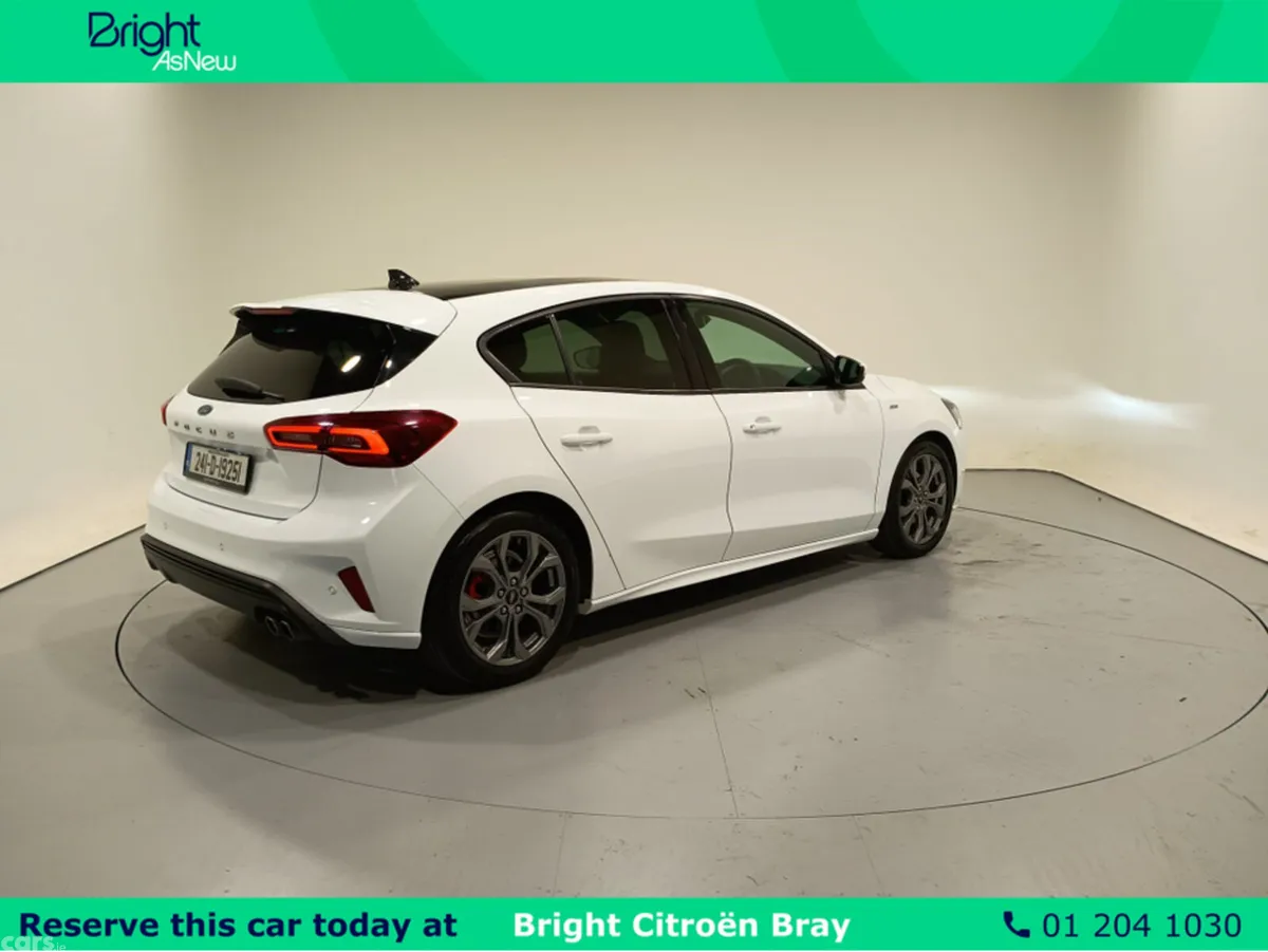 Ford Focus Hatchback, Diesel, 2024, White