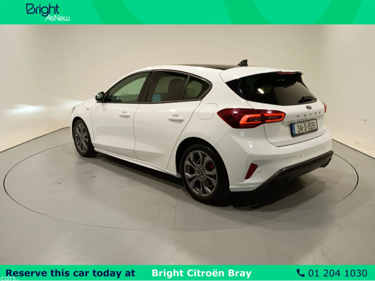 Ford Focus Hatchback, Diesel, 2024, White