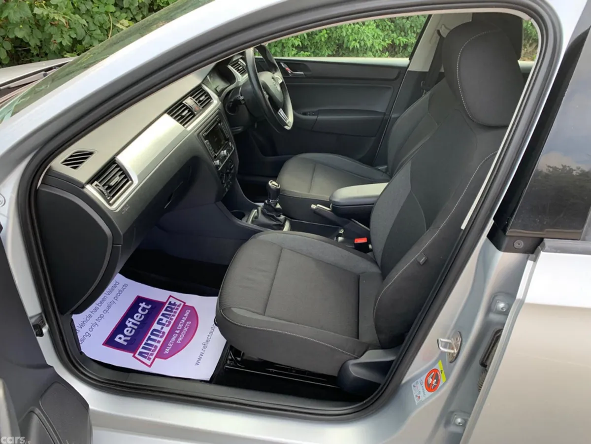Skoda Rapid Hatchback, Diesel, 2014, Silver