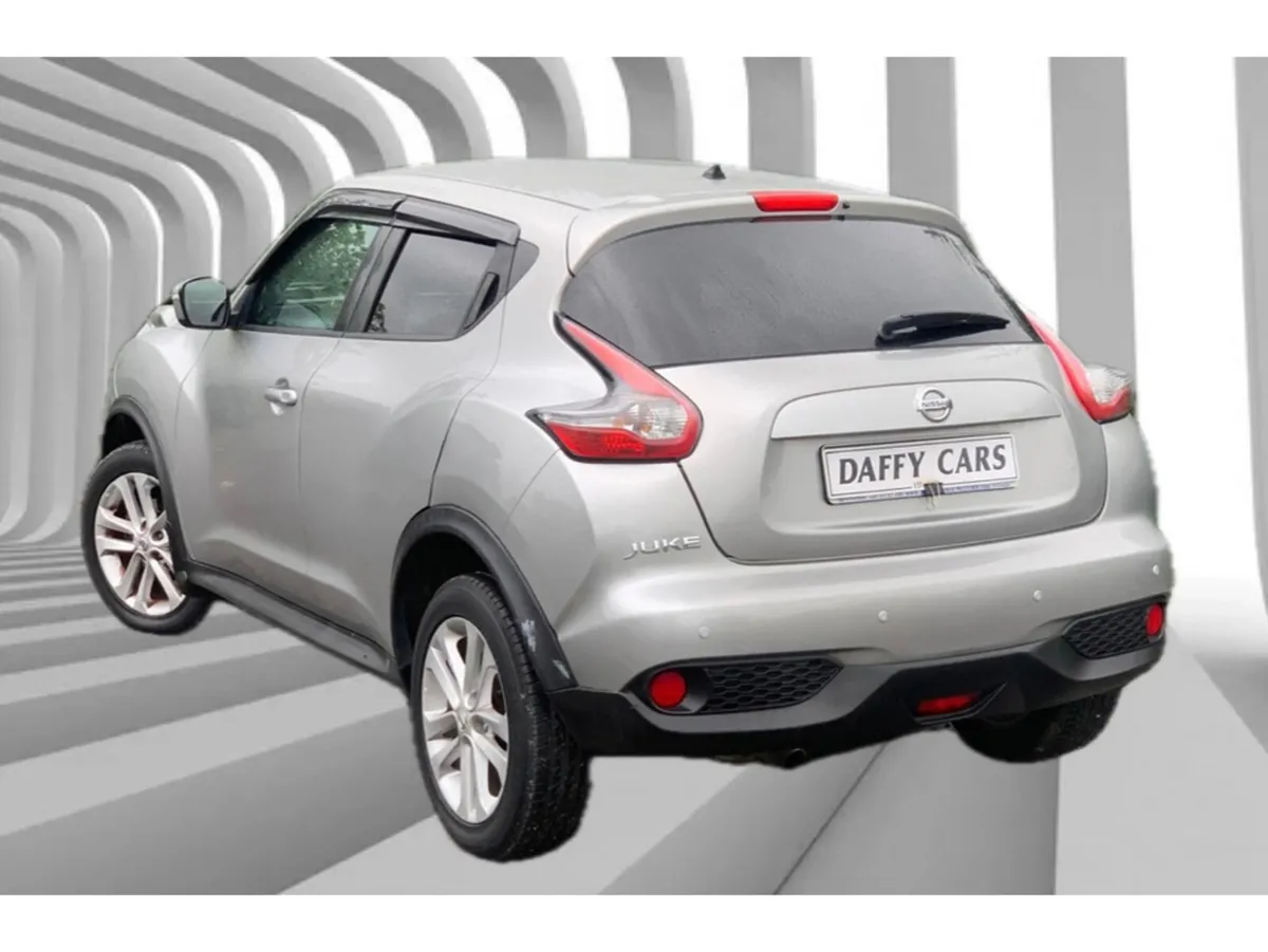 Nissan Juke MPV, Petrol, 2015, Silver